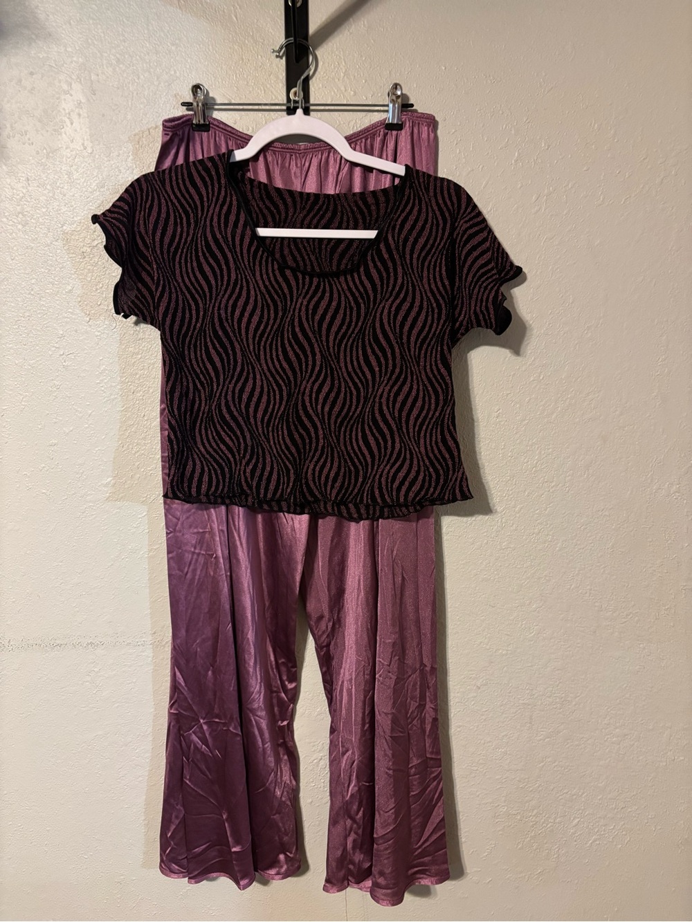 Vintage Petra Fashions Black & Purple Women's Two-Piece Pajama Set